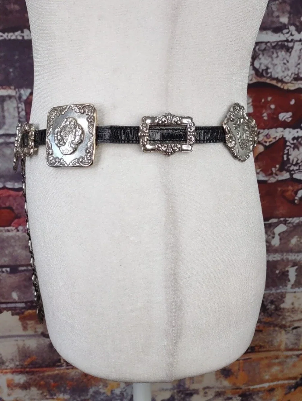 Brighton Concho Belt w/Dangling Chain Link